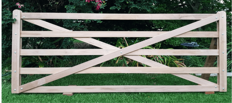 Timber Gates - Quality Hand-Made Gates in Australia