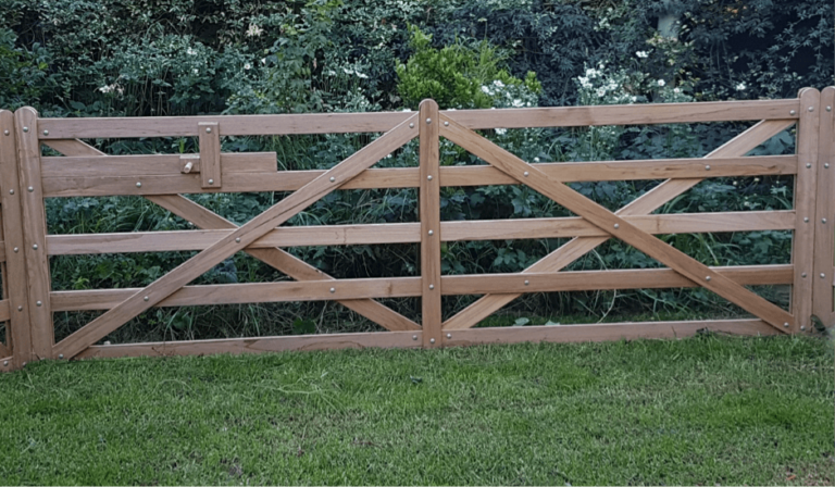 Timber Gates - Quality Hand-Made Gates in Australia